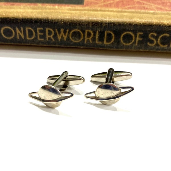 Antique Silver Saturn Cufflinks - Space Cufflinks - Planet Cufflinks - Science Cufflinks - Astronomy Cufflinks - antiqued Cuff links NASA