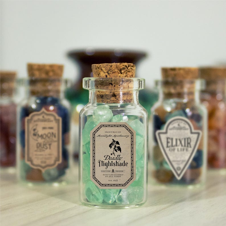 Halloween Apothecary Labels, Vintage Potion Bottle 12 PCs Stickers, Halloween Decor, Magic Witch Apothecary Potion, Waterproof Stickers