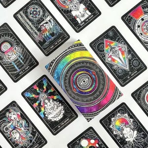 Edizione Kickstarter dei Tarocchi di Visioni Cosmiche / Mazzo di Tarocchi Indie / Tarocchi Psichedelici / Carte dei Tarocchi Illustrate Colorate / Tarocchi OOP e Rari