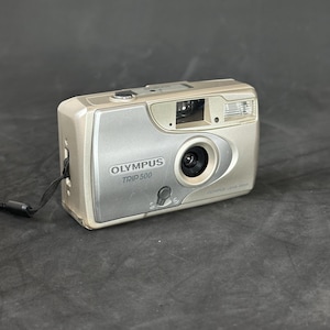 Olympus Trip 500 Point-and-Shoot Film Camera | 35mm Compact | Vintage Autofocus | Full Kit | Tested & Working