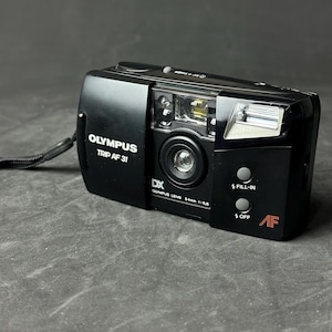 Olympus Trip AF 31 Point-and-Shoot Film Camera | 35mm Autofocus | Full Kit | Excellent Condition | Tested & Working