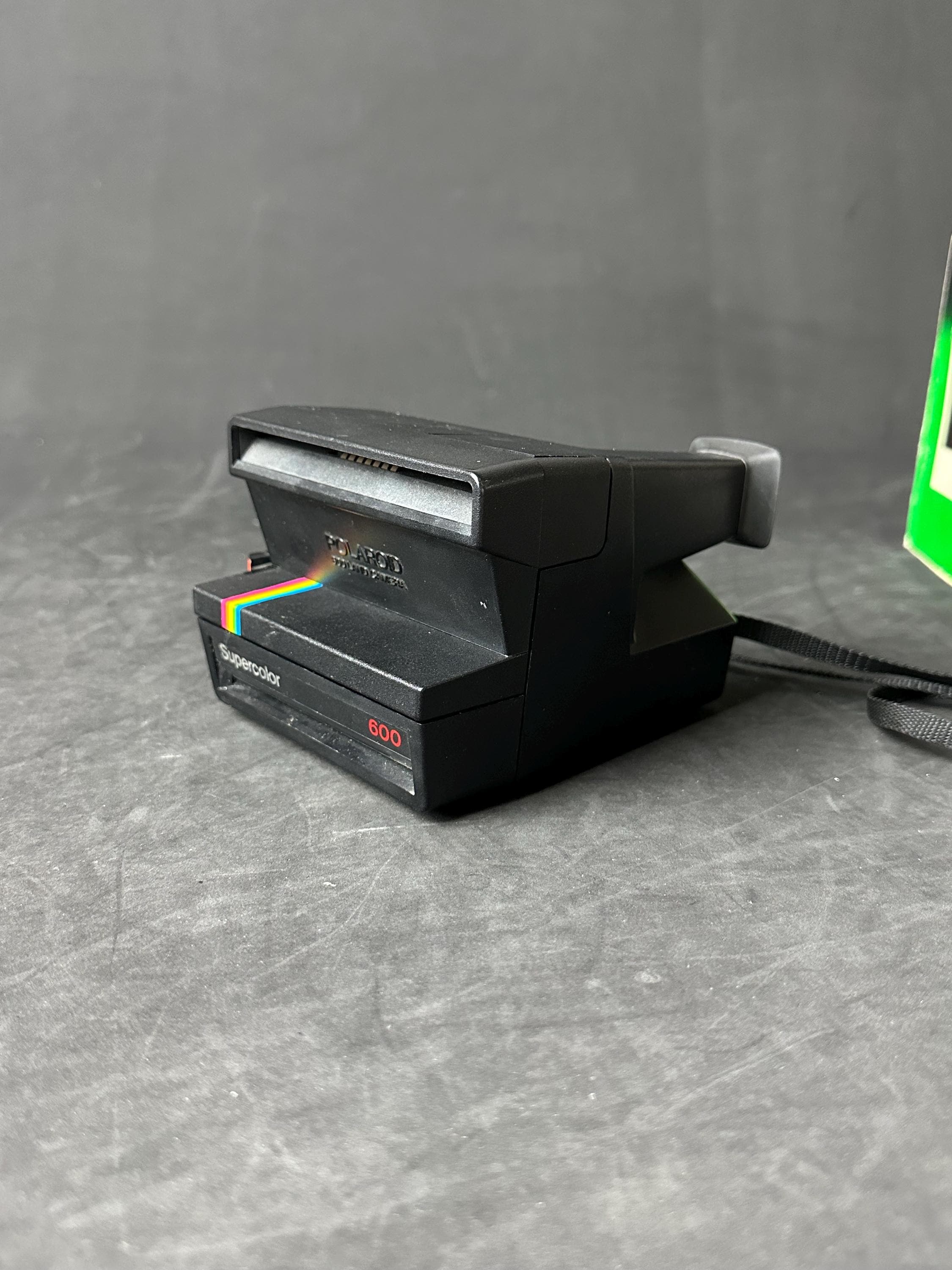 ポラロイド 600 インスタントフィルムカメラ | ビンテージのコンパクト