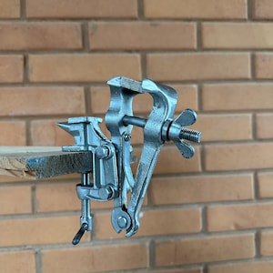 Vise, Tool Vise, Antique Tool, Jewelry Vise, Vintage Vise, Workshop Decor, Carpentry Items, USSR Vise, Metal Vise, Small Vise