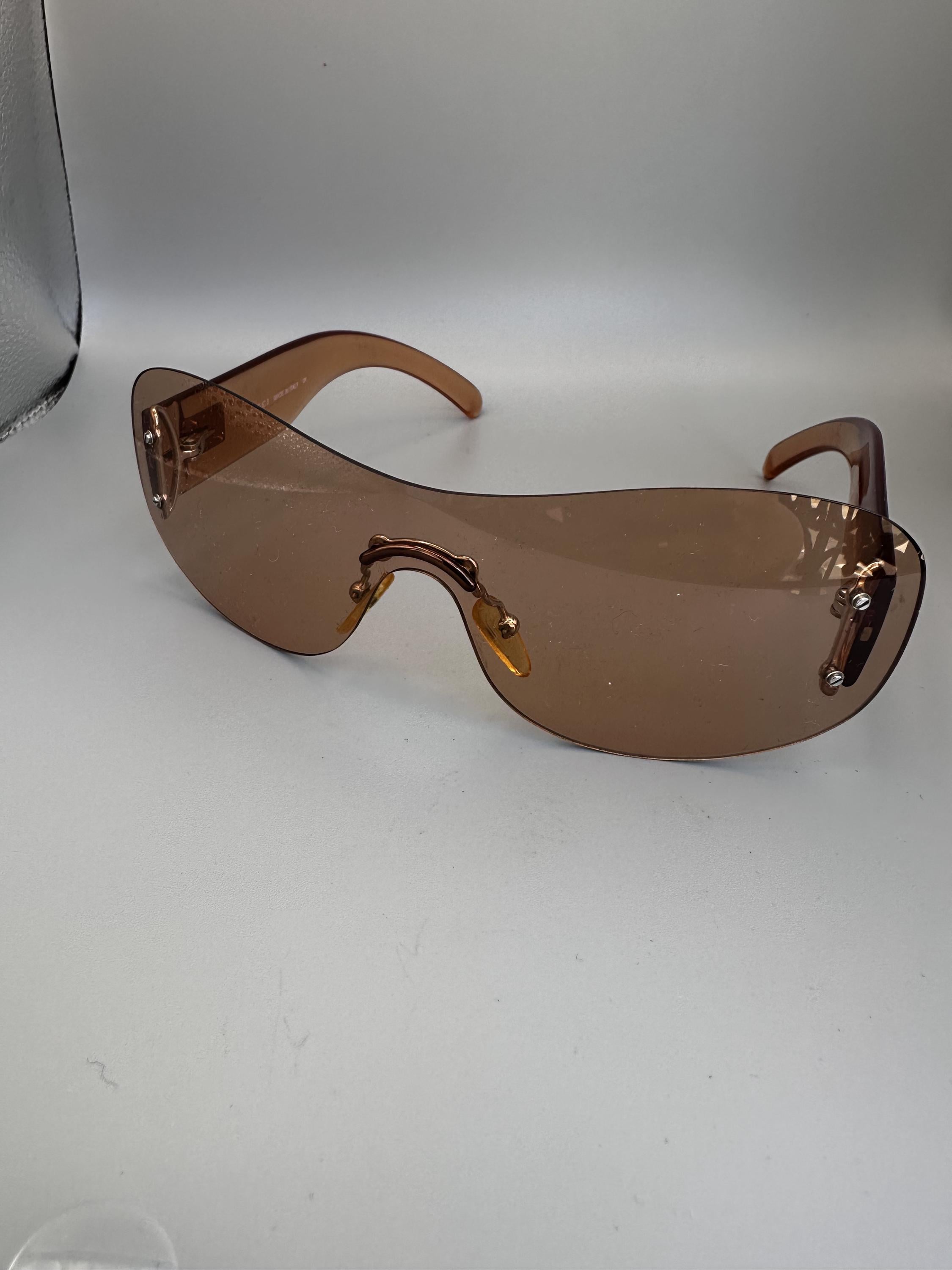 小物 00s GUCCI Shield Sunglasses Gucci Mauve Shield Sunglasses - Rellik
