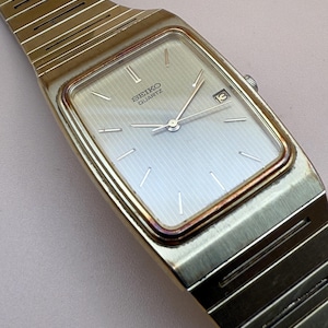 Vintage Seiko 7321 5600 Integrated Bracelet Men Quartz Watch Vintage Seiko 7321 5600 Integrated Bracelet Men Quartz Watch