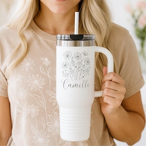 Bicchiere in acciaio inossidabile da 40 once personalizzato con motivo floreale e nome, regalo per compleanno, tazza da viaggio personalizzata per le vacanze, regali personalizzati con incisione.
