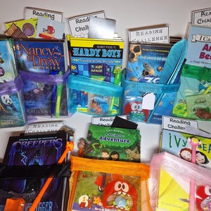 Starten Sie ihre Regal Bundles für Kinder + Bookish Artikel. Großartige Titel und Geschichten für deine jungen Leser!