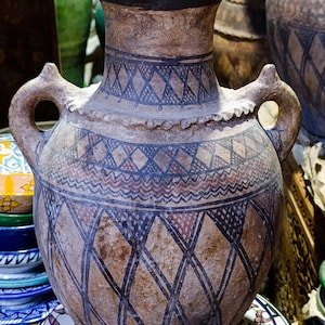 Vintage Berber Terracotta Jar: 45cm Moroccan Tribal Decor
