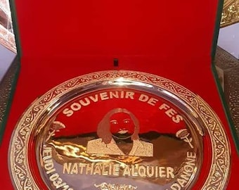 Presente personalizado - Bandeja para troféu em latão maciço gravada à mão, em caixa de couro de luxo - Prêmio personalizado