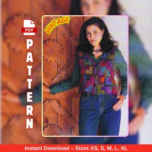 Könnte beinhalten: Ein Vintage-PDF-Muster für eine Strickweste. Die Weste hat ein farbenfrohes Patchwork-Design mit Quadraten in verschiedenen Farben. Das Bild enthält das Wort "VINTAGE" und den Text "PATTERN". Größen XS, S, M, L, XL sind verfügbar.