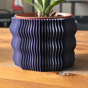 Spiny Wave Indoor Planter with Drain Holes | 3D Printed Modern Geometric Pot for Home & Office | 2&quot; 3&quot; 4&quot; 6&quot; sizes | Gift for Plant Lovers
