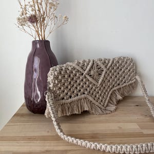 Rectangular macrame bag