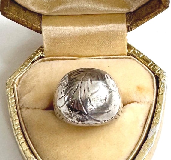 Vintage Sterling Silver Dome Ring Botanical Floral Etched Size 4.75