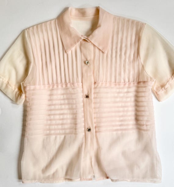 Sheer Ballet Pink Blouse Sleep Top Bed Jacket Vintage 50s Pale Light Pink Clear Diamanté Crystal Buttons Pintuck Pleats Romantic Boudoir