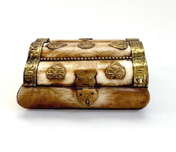 Vintage Bone Inlay Stash Box: Small Moroccan Jewelry Box with Brass Clasp