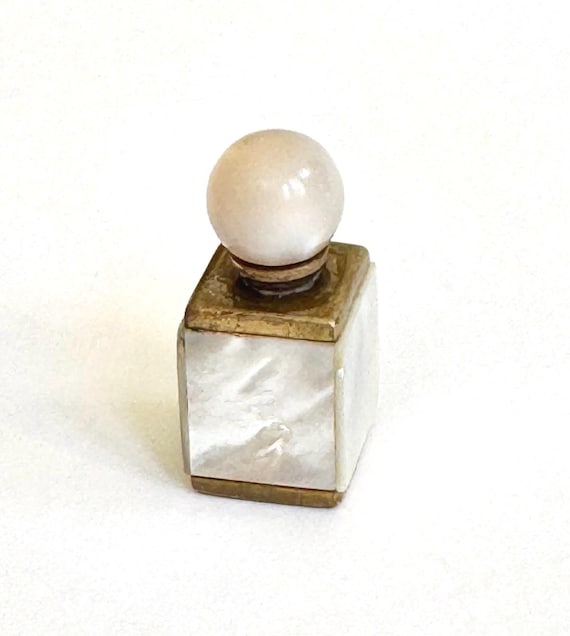 Tiny Perfume Bottle Mother of Pearl Shell Brass Paris Flea Market Find Antique Vintage Perfume Vial with Dauber Miniature Travel Size