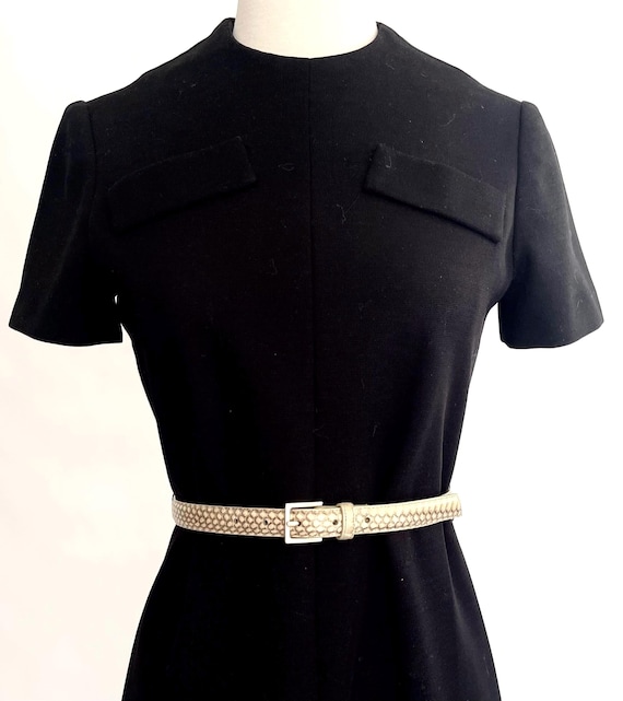 Minimalist Vintage Black Knit Midi Dress Short Sleeve Midi