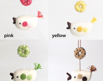 Needle Felted Miniature Bird Ornament with mini Doughnut, Small Tree Decor (pick a color)
