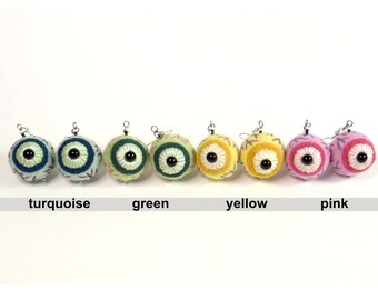Pendientes de fieltro con forma de ojo de monstruo, accesorio gótico y espeluznante para Halloween (elige un color)