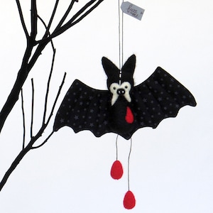 Needle Felted Vampire Bat Plush with blood drops : Spooky Goth Halloween Decor