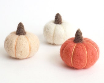 Pink felt pumpkins, miniature needle felted pumpkin 1.25" (set of 3) Autumn Bohemian decoration