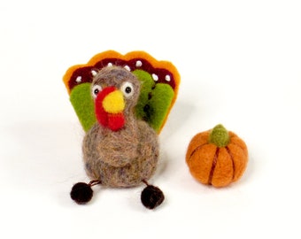 Fall mini felt turkey + needle felted pumpkin figurines, Thanksgiving Autumn decoration, small holiday animal gift