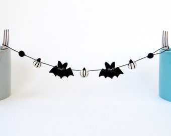 Miniature Bat garland Halloween decor : needle felted black bats with white pumpkins, cute goth gift