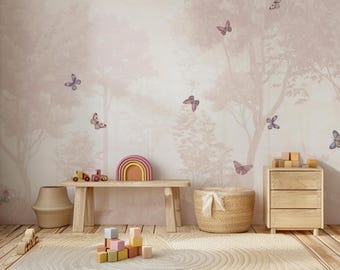 Pastellrosa fjärilstapet: Scenisk självhäftande barnrumsdekor