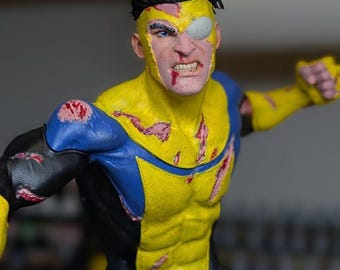 Estatua de Invencible (Mark Grayson) – Impresión 3D pintada a mano / Objeto de colección de batalla heroica