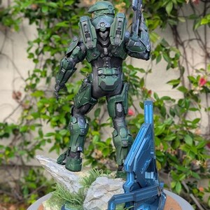 Spartan Super Soldier Statue – Hand-Painted 3D Print | Sci-Fi Inspired Collectible image 7