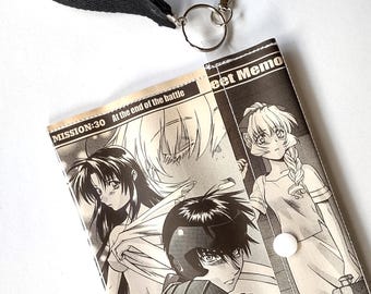 Full Metal Panic - Estuche de vinilo reciclado de cómic manga con correa y llavero
