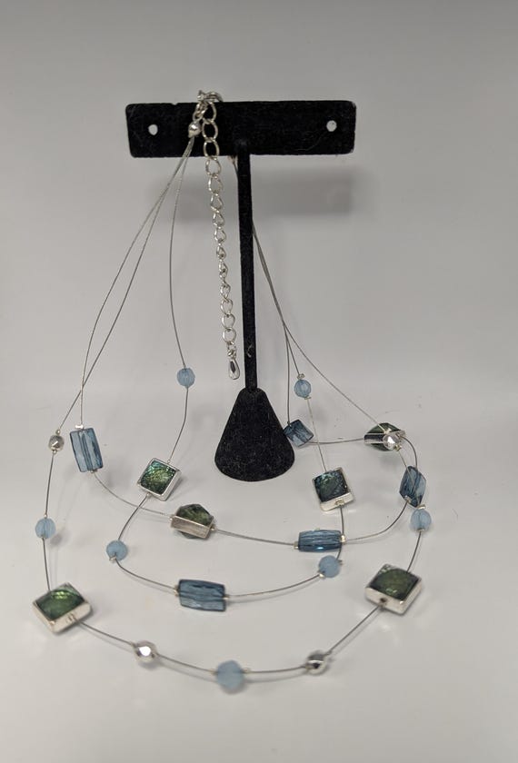 Unsigned New York Collection Floating Necklace - image 1