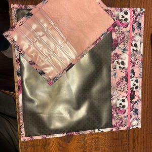 Skull Vinyl Front Project Bag for Cross Stitch Embroidery Needlepoint Craft Supplies Storage WIP Tote Organizer Pouch Bobbin Thread Bed