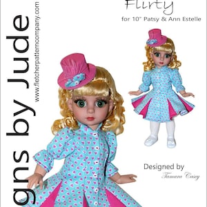 以下が含まれることがあります： パッツィー＆アン・エステール10インチ用ドールドレスのパターンです。ドレスはピンクのハート柄のブルーで、ピンクとホワイトの帽子が付いています。パターン名は「Flirty」で、タマラ・ケイシーのデザインです。