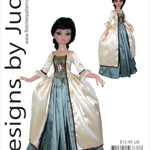 Puede incluir: Un patrón de costura para un vestido de muñeca, con un vestido blanco y turquesa con ribetes marrones. El patrón es para una muñeca Ellowyne de 40,6 cm y se llama "Claire Fraser".