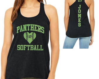 Camiseta sin mangas holgada con espalda deportiva para mujer, diseño personalizado de equipo de sóftbol con purpurina, de Bella + Canvas - 8800