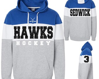 Ny helt anpassad personlig hockeytröja med glittermotiv och färgblock i varsity fleece från J America - 8644