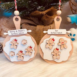 Addobbo natalizio personalizzato in pan di zenzero – Il lotto perfetto di nonna e nonno – Addobbo di famiglia Natale 2025 – Ricordo di biscotti