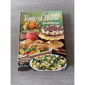 Taste of Home 2005 Annual Recipes Cookbook Hardcover 504 Recipes