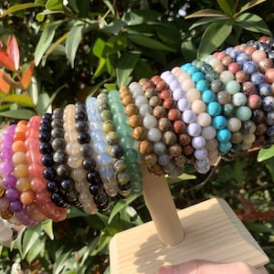 Braccialetto di perline Boho da donna, gioiello fatto a mano con pietre preziose impilabili, idea regalo delicata da indossare a strati