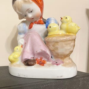 Vintage Porcelain Figurine - Little Girl with Basket of Chicks made in occupied Japan