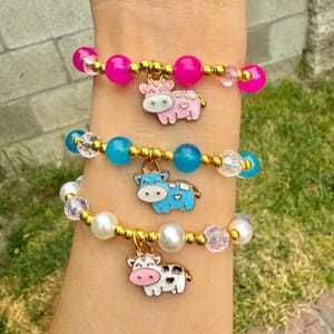 White Cow Bracelet | Pulsera Blanca de Vaca | Gift for Cow Lovers | Pink Cow Bracelet | Cow Gifts | Cow Accessories | Cow Pearl Bracelet |