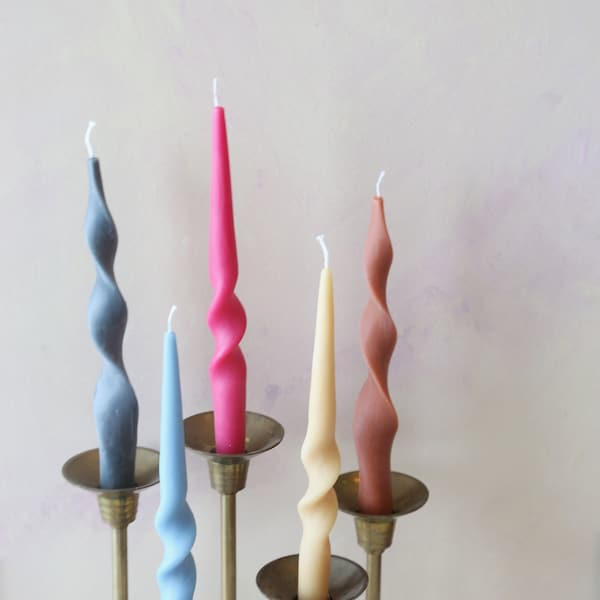 Velas altas torcidas y cónicas en espiral, candelabros - vela de cera de soja, decoración del hogar, vela torcida, decoración boho, boda, decoración navideña