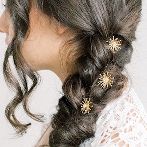 Sunburst Swarovski Hair pins - Set of Three, Swarovski flowers, Bridal Hair Pins, clips, Wedding Hair Pins, art deco hair pins