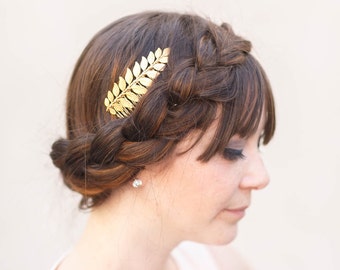 Simple Goddess Gold Leaf Comb -  Bridal or Special Occasion Boho Comb, crown, hair piece, barrette, clip, hairpin, laurel, leaf, wedding