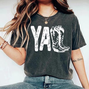 Comfort Colors Yall Shirt, Western Women Shirt, Country Music Shirt, Western Cowgirl Gift, Cowboy Boots Crewneck, Texas Ranch Life Tee