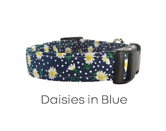 Blue and White Floral Daisy Dog Collar / The Daisies in Blue / Spring Dog Collar