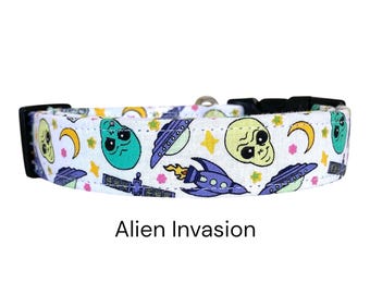 Alien Invasion Dog Collar / Aliens, Spaceships, Celestial Design / Gift for Dog Lovers