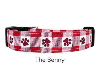 Obroża dla psa Benny Red and White Dog Paw / w kratkę, nadruk zwierzęcy / prezent dla miłośników psów
