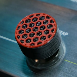 Opus Guitar Pedal Footswitch Topper (Set of 2) - Black and Red Honeycomb
